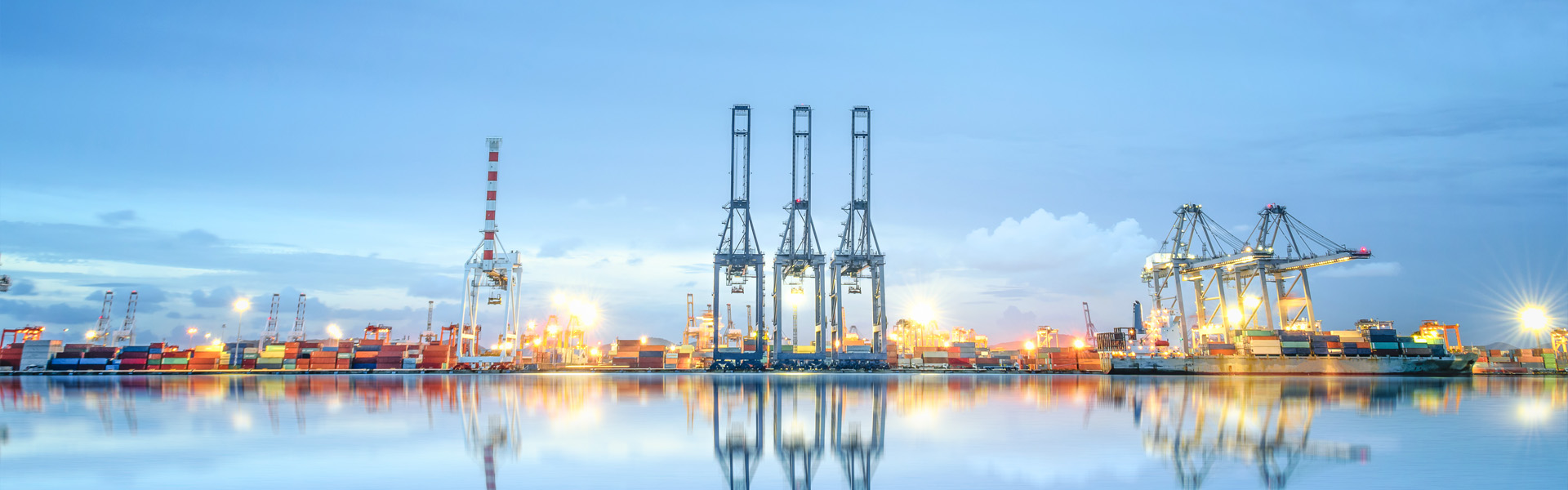 海阔天空，三峰永不停顿的进取